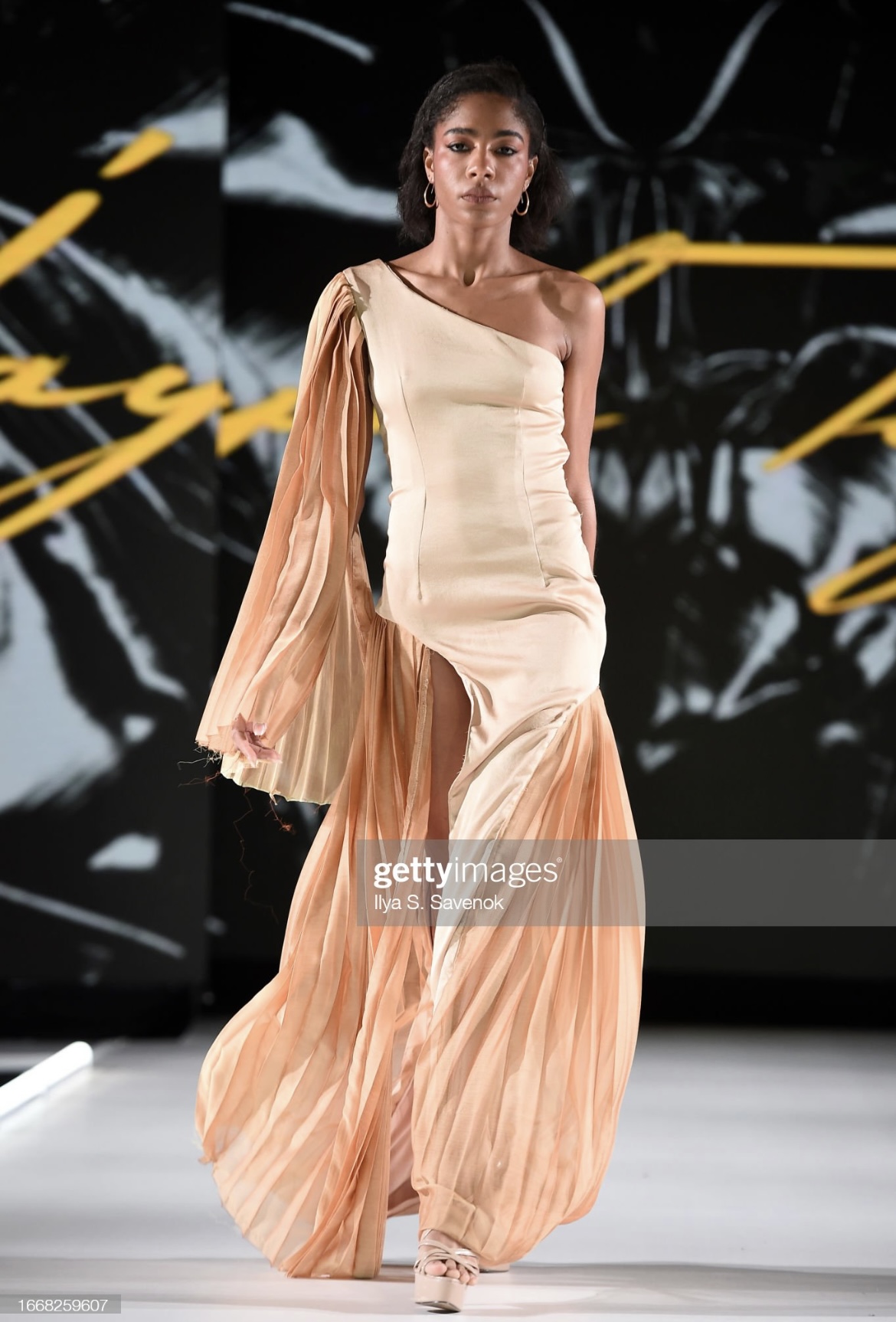 NYC Fashion Week 2023 Backstage